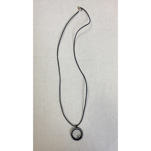 🦉Origami Owl Locket - hinged - black with rhinestones moon star charm - Picture 7 of 7